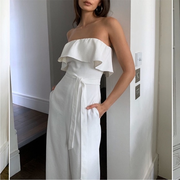 Aritzia Babaton Flutter Sleeveless Cropped Wide Leg Jumpsuit in White - Picture 2 of 16